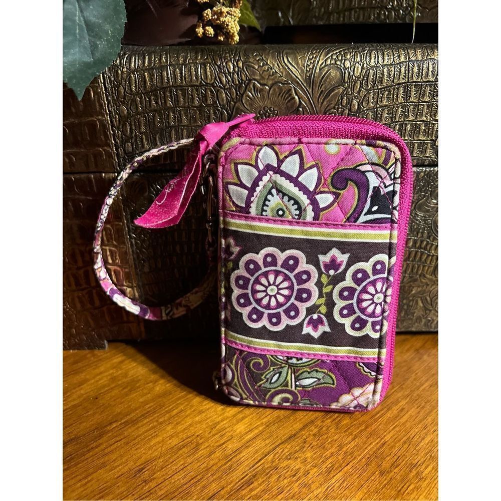 Vera Bradley Paisley Pink Phone Case Wristlet - Picture 2 of 3